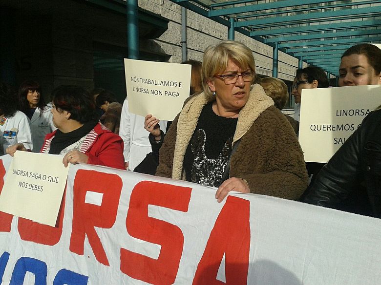 2016 01 26 ProtestaImpagosLinorsaAmbulatorioVilagarcia02.jpg